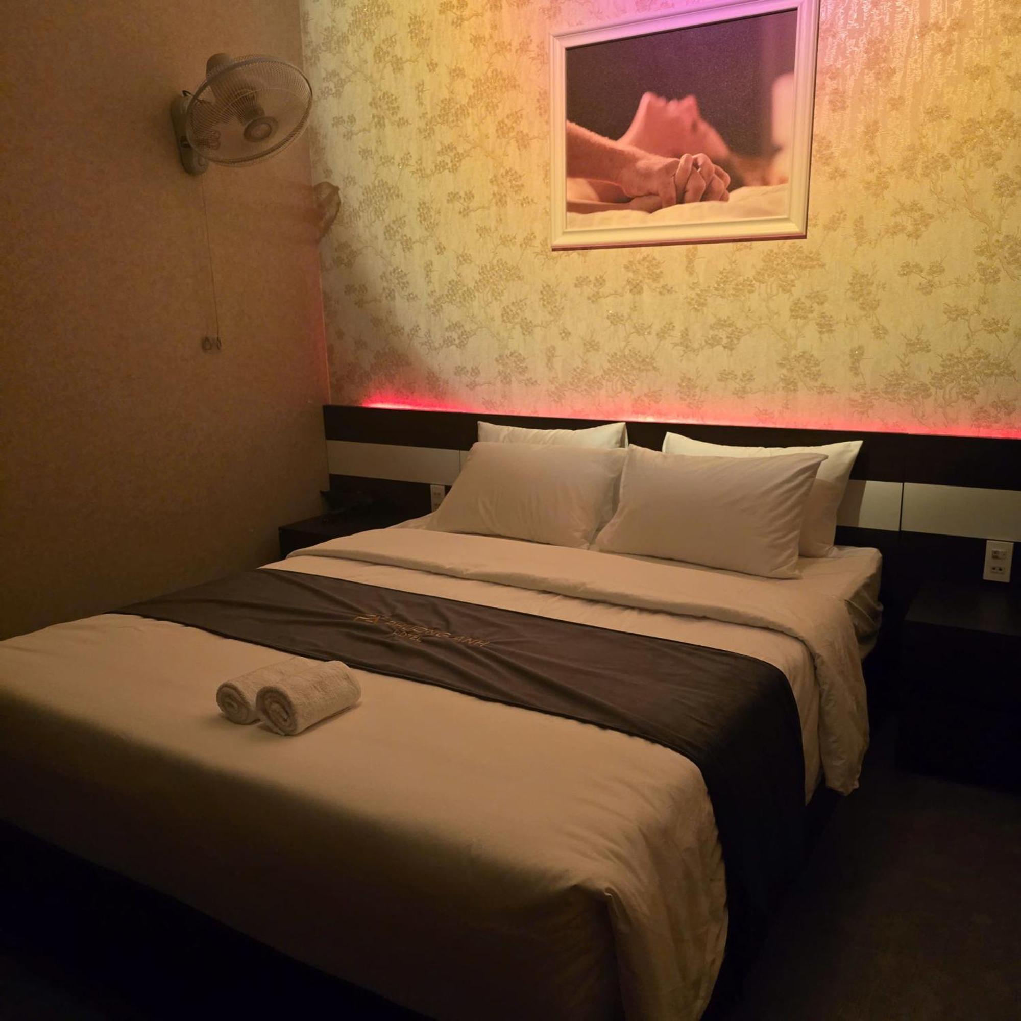 Phuong Anh Hotel Dĩ An Eksteriør billede